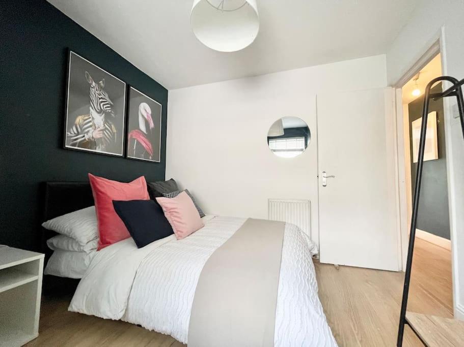 *New* Beautiful 2 Bedroom House In Central Location Londra Exterior foto
