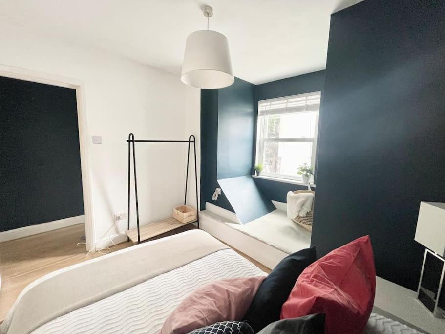 *New* Beautiful 2 Bedroom House In Central Location Londra Exterior foto