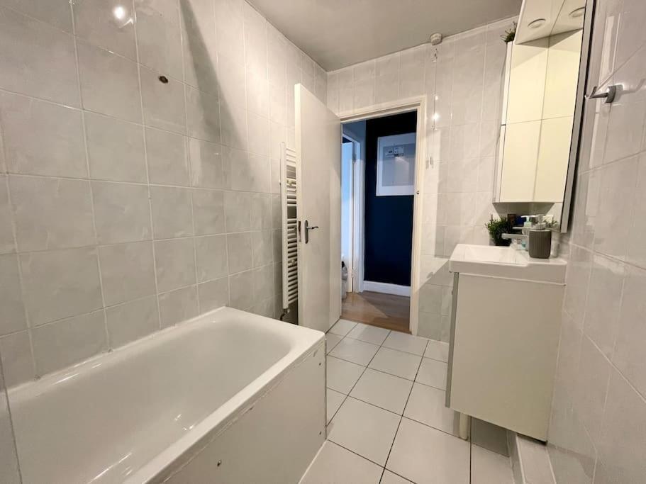*New* Beautiful 2 Bedroom House In Central Location Londra Exterior foto